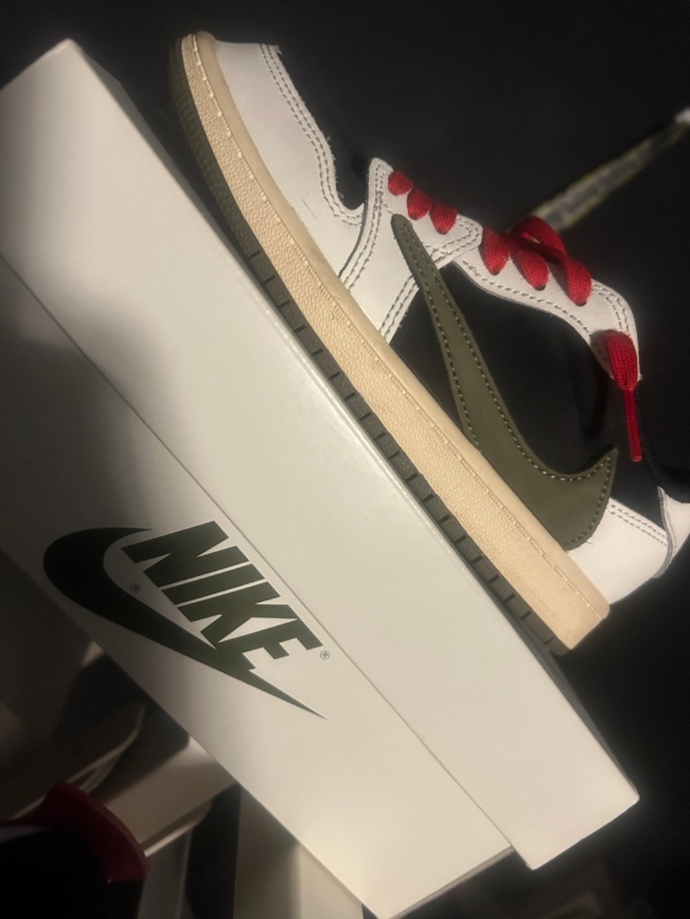 (travis scott’s) jordan 1 low og sp